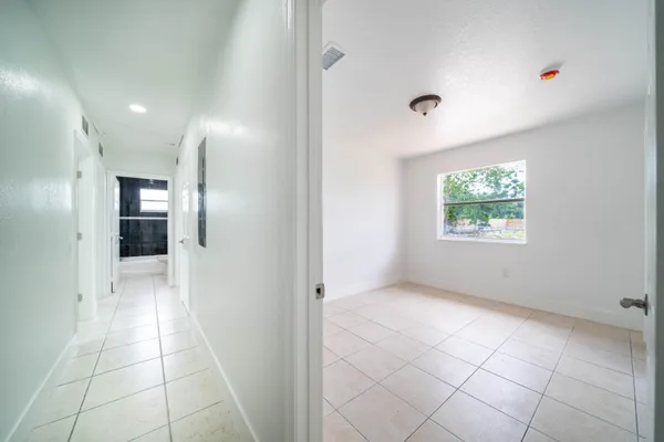 $3,100 | 705 Northwest 13th Terrace, Florida City, FL 33034