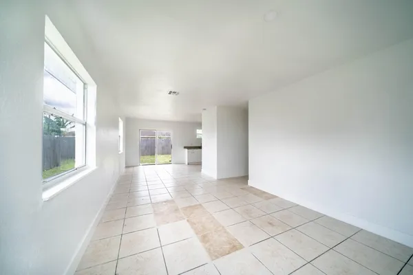 $3,100 | 705 Northwest 13th Terrace, Florida City, FL 33034