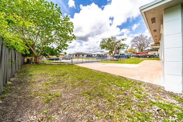 $3,100 | 705 Northwest 13th Terrace, Florida City, FL 33034