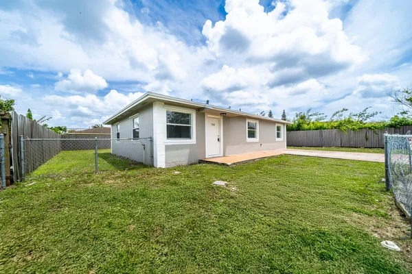 $3,100 | 705 Northwest 13th Terrace, Florida City, FL 33034