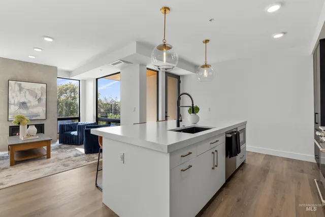 $629,900 | 1620 West Bannock Street, Unit 304, Boise, ID 83702