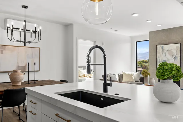 $629,900 | 1620 West Bannock Street, Unit 304, Boise, ID 83702