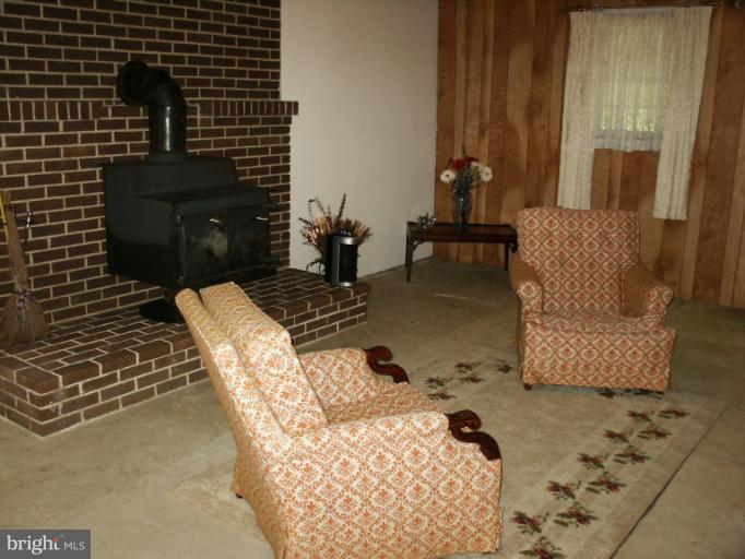 2706 Overview Road Hampstead, MD 21074 - Photo 16 of 21 Family Room