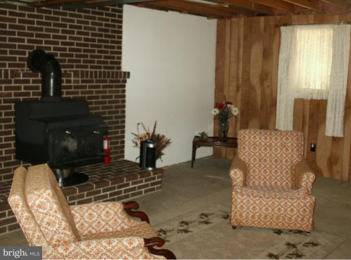 2706 Overview Road Hampstead, MD 21074 - Photo 5 of 21 Family Room