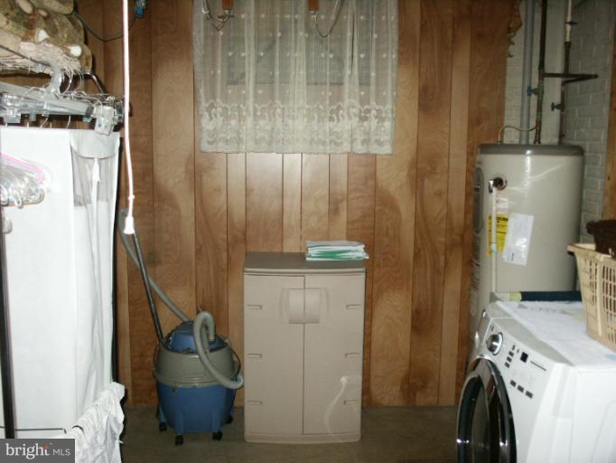 2706 Overview Road Hampstead, MD 21074 - Photo 7 of 21 Laundry