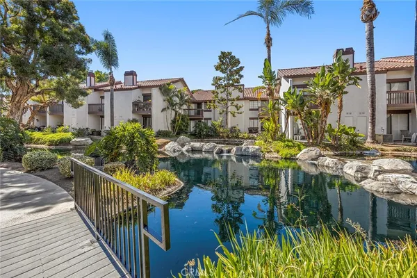 $525,000 | 102 Kauai Lane, Placentia, CA 92870