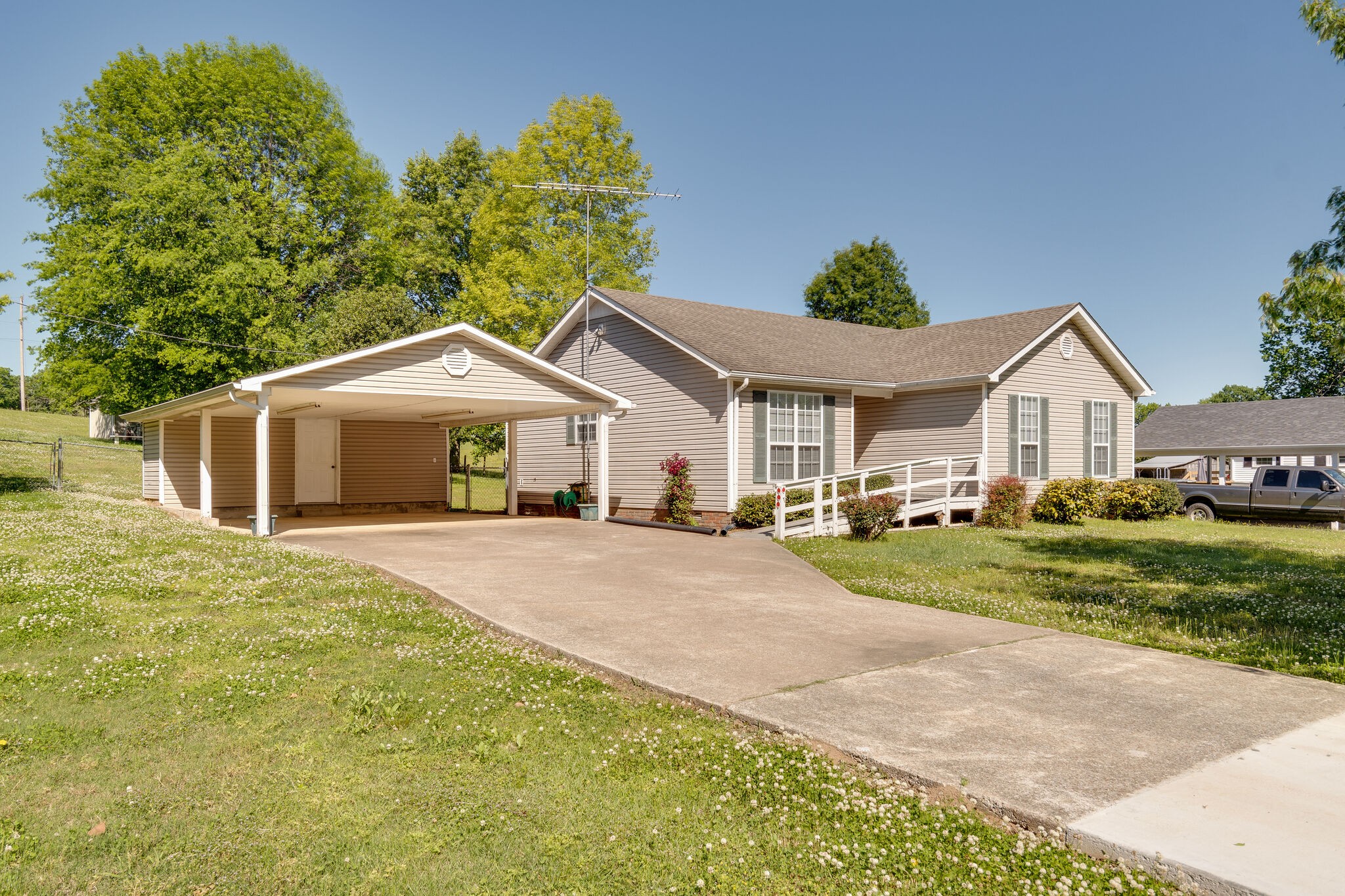730 Abernathy Road Lynnville, TN 38472 - Photo 1 of 28 Gallery Image 1