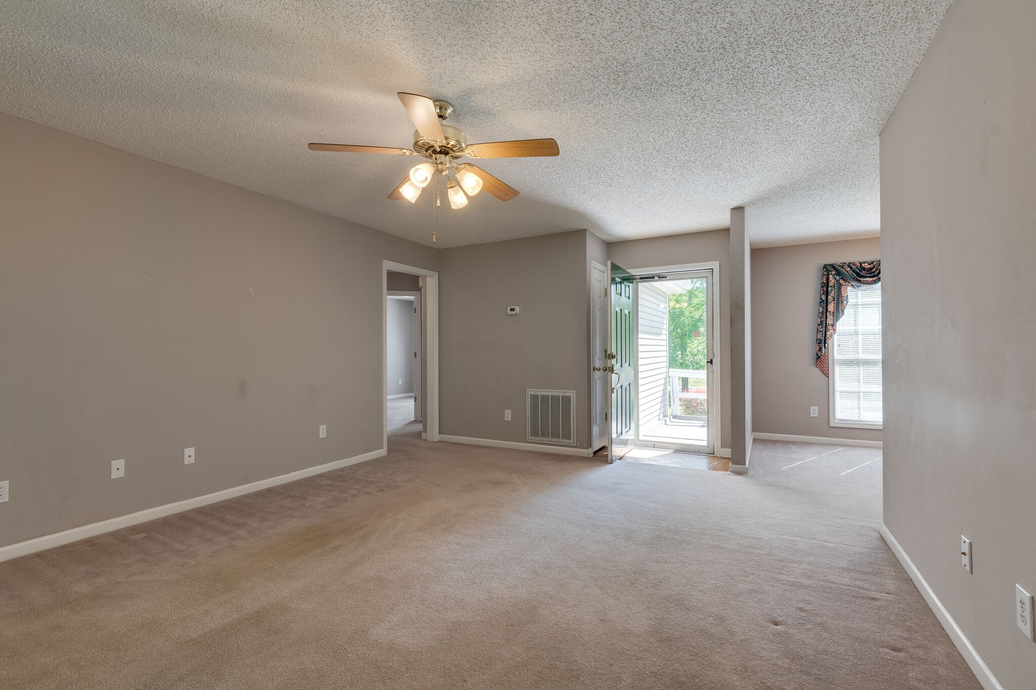 730 Abernathy Road Lynnville, TN 38472 - Photo 7 of 28 Gallery Image 7