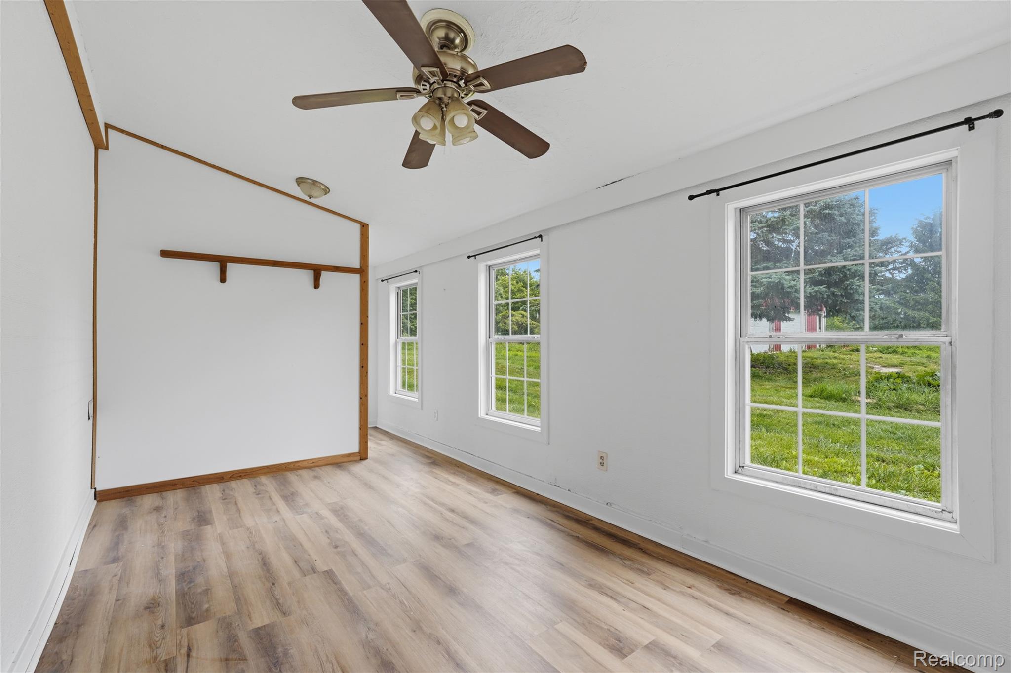 8573 West Lovejoy Road Byron, MI 48418 - Photo 16 of 41 8573 W Lovejoy Rd