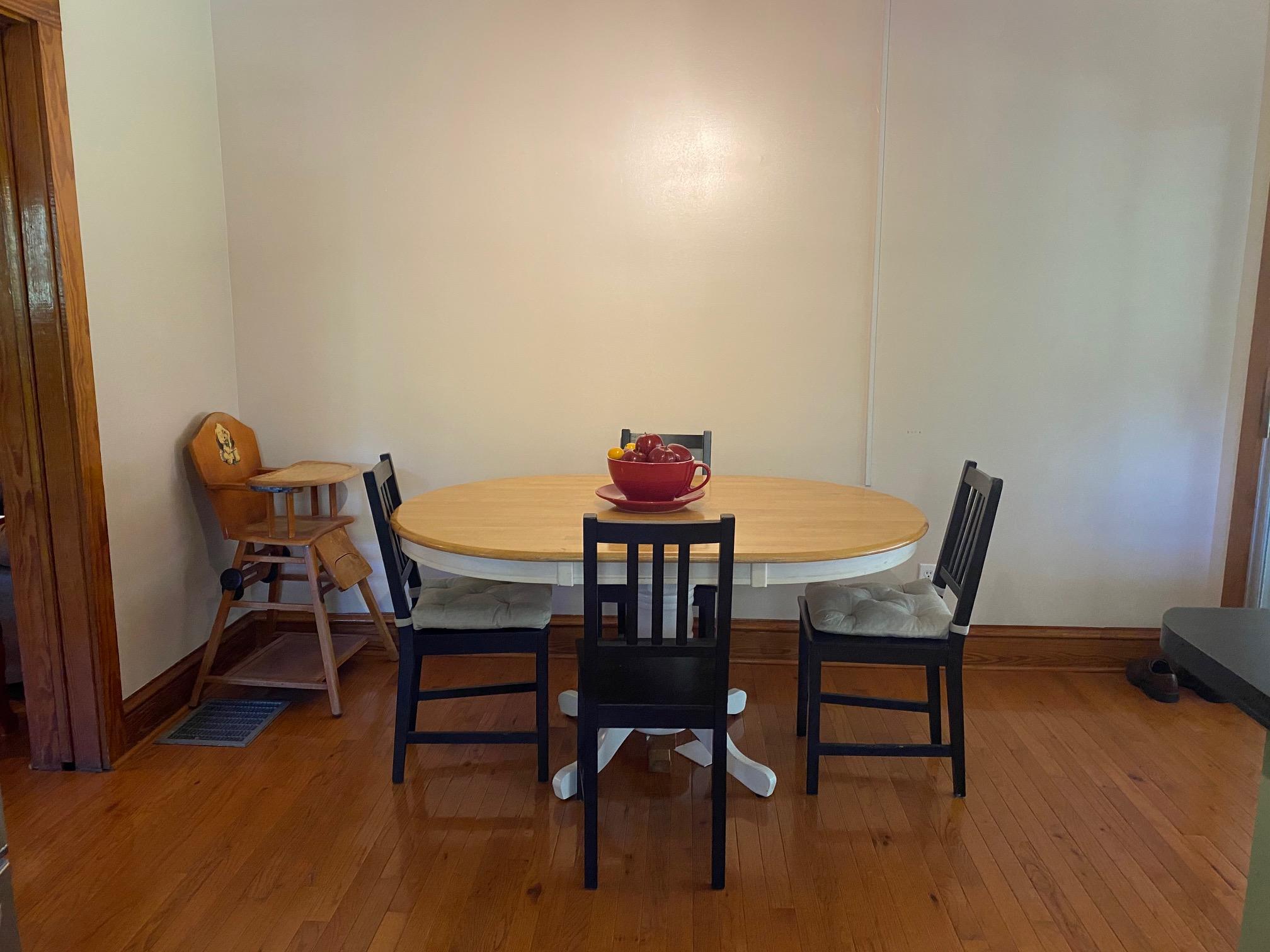 1336 George Malone Road Greeneville, TN 37745 - Photo 16 of 32 Castle Dining Room 1