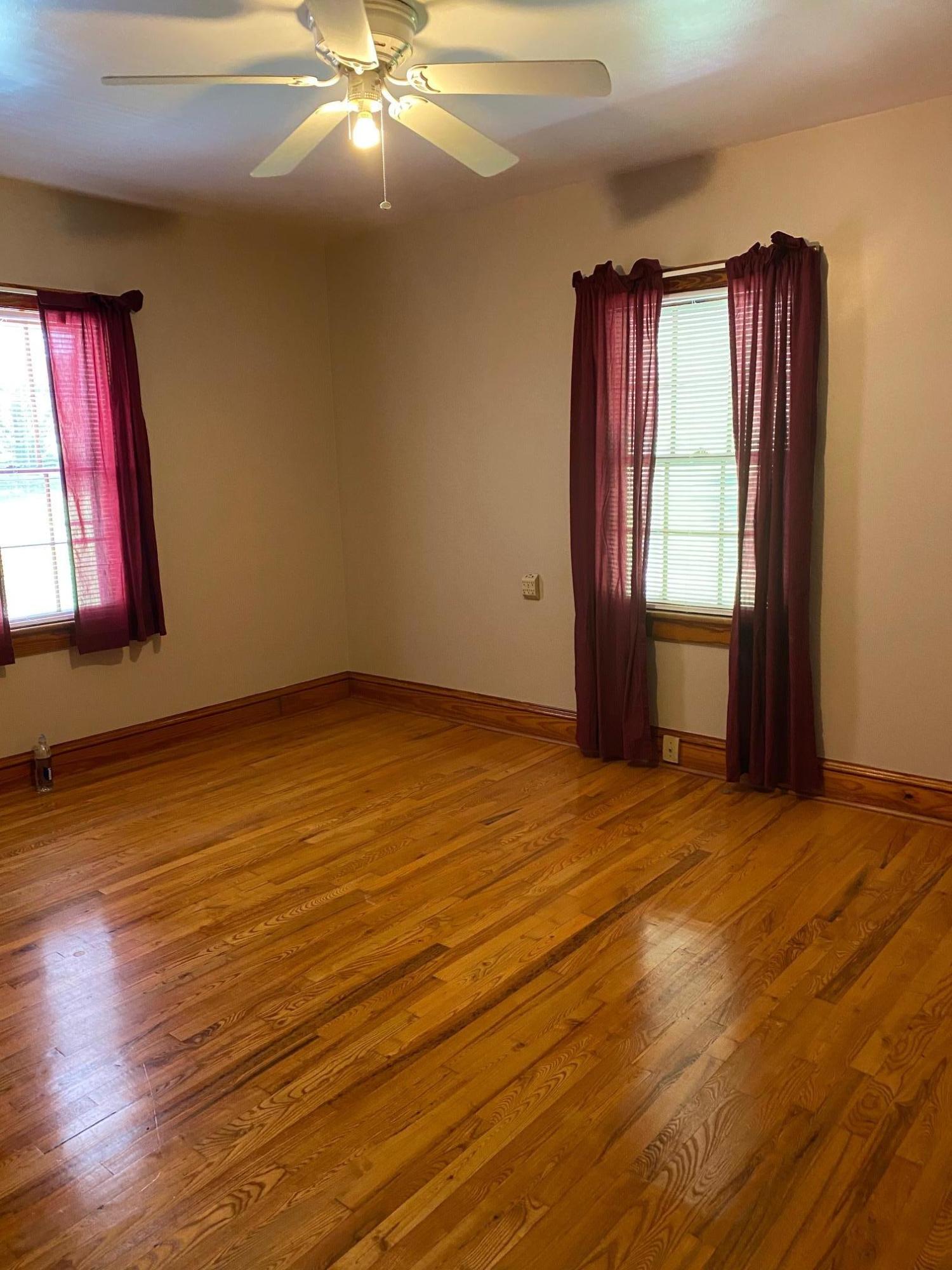 1336 George Malone Road Greeneville, TN 37745 - Photo 20 of 32 Castle bedroom 1a