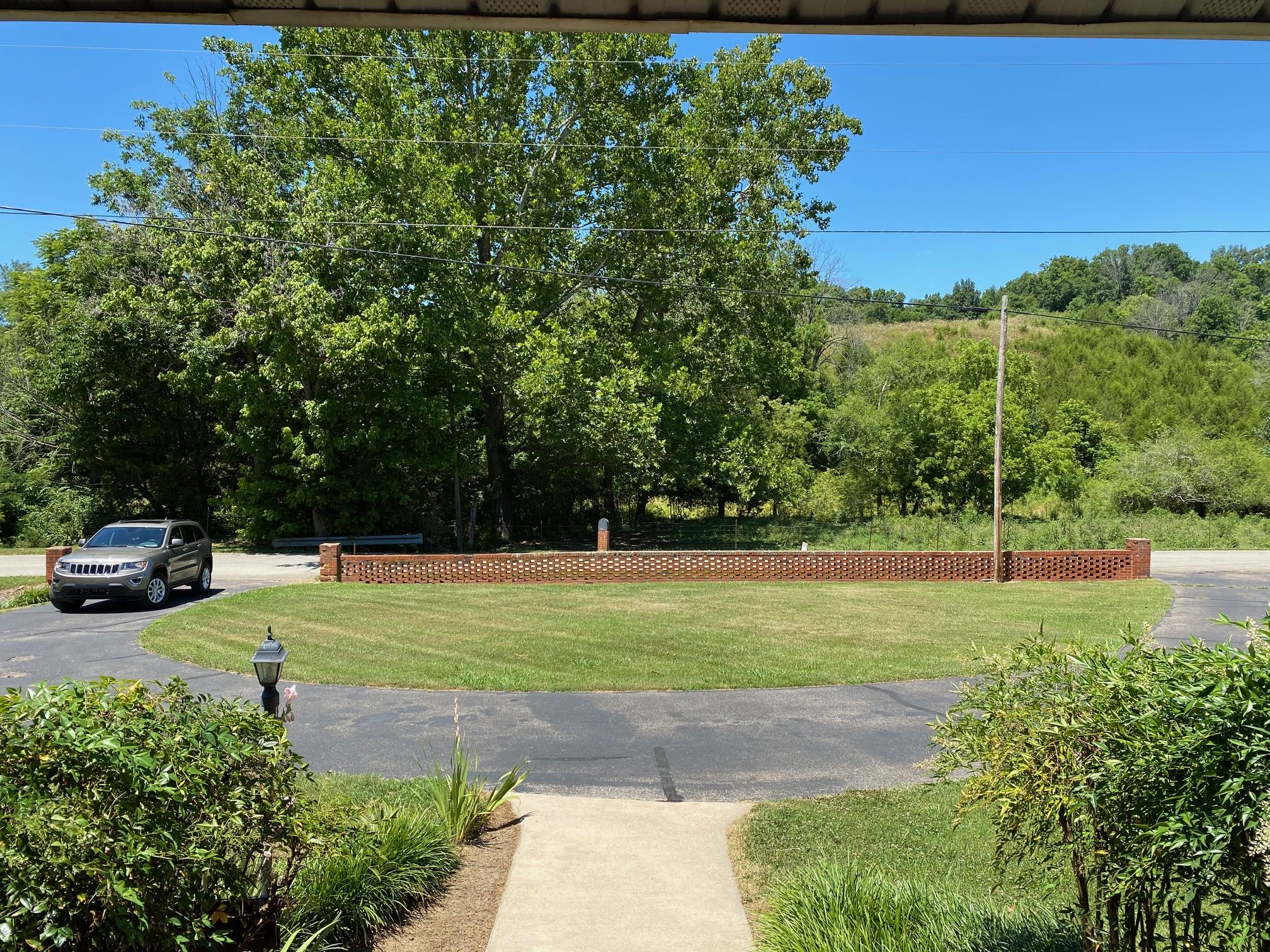 1336 George Malone Road Greeneville, TN 37745 - Photo 9 of 32 Castle front door view