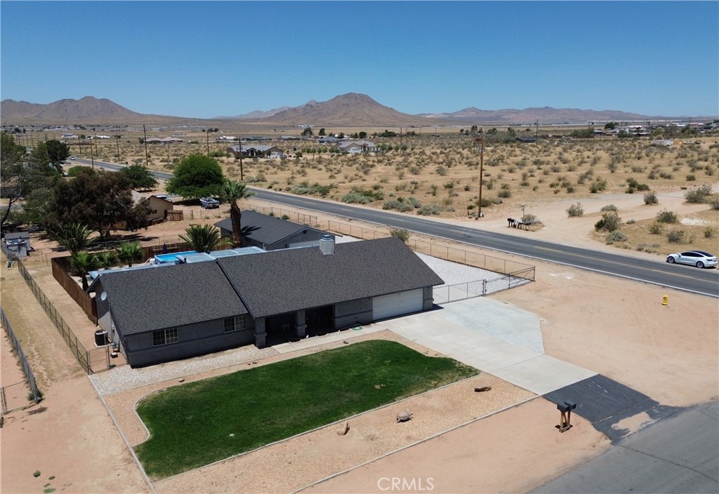 16830 Ocotilla Road Apple Valley, CA 92307 - Photo 3 of 59