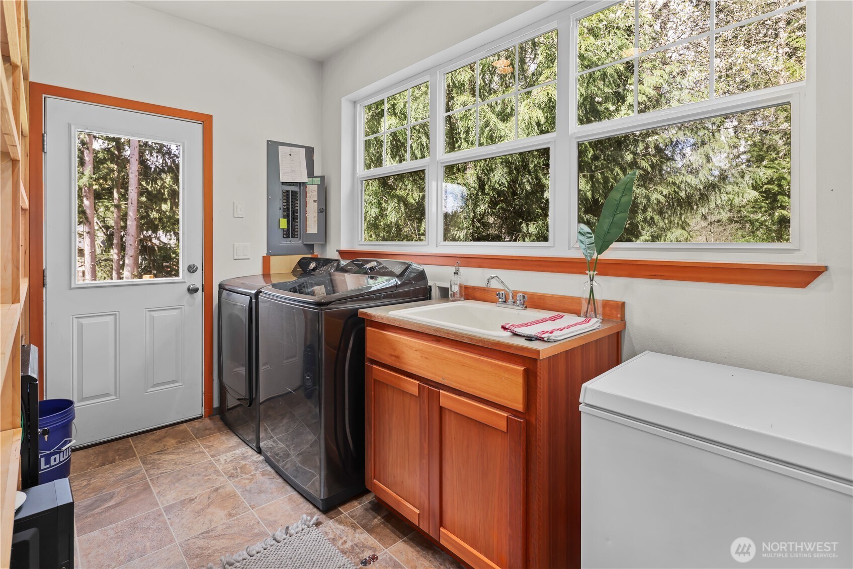 715 183rd Street Southeast Bothell, WA 98012 - Photo 19 of 28