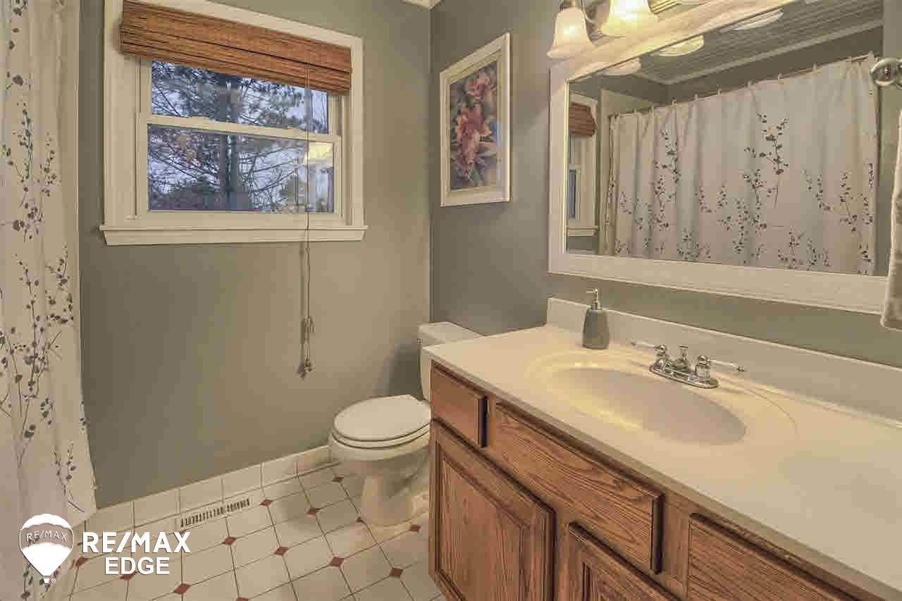 11307 East Potter Road Davison, MI 48423 - Photo 40 of 46 21425483-39.JPG