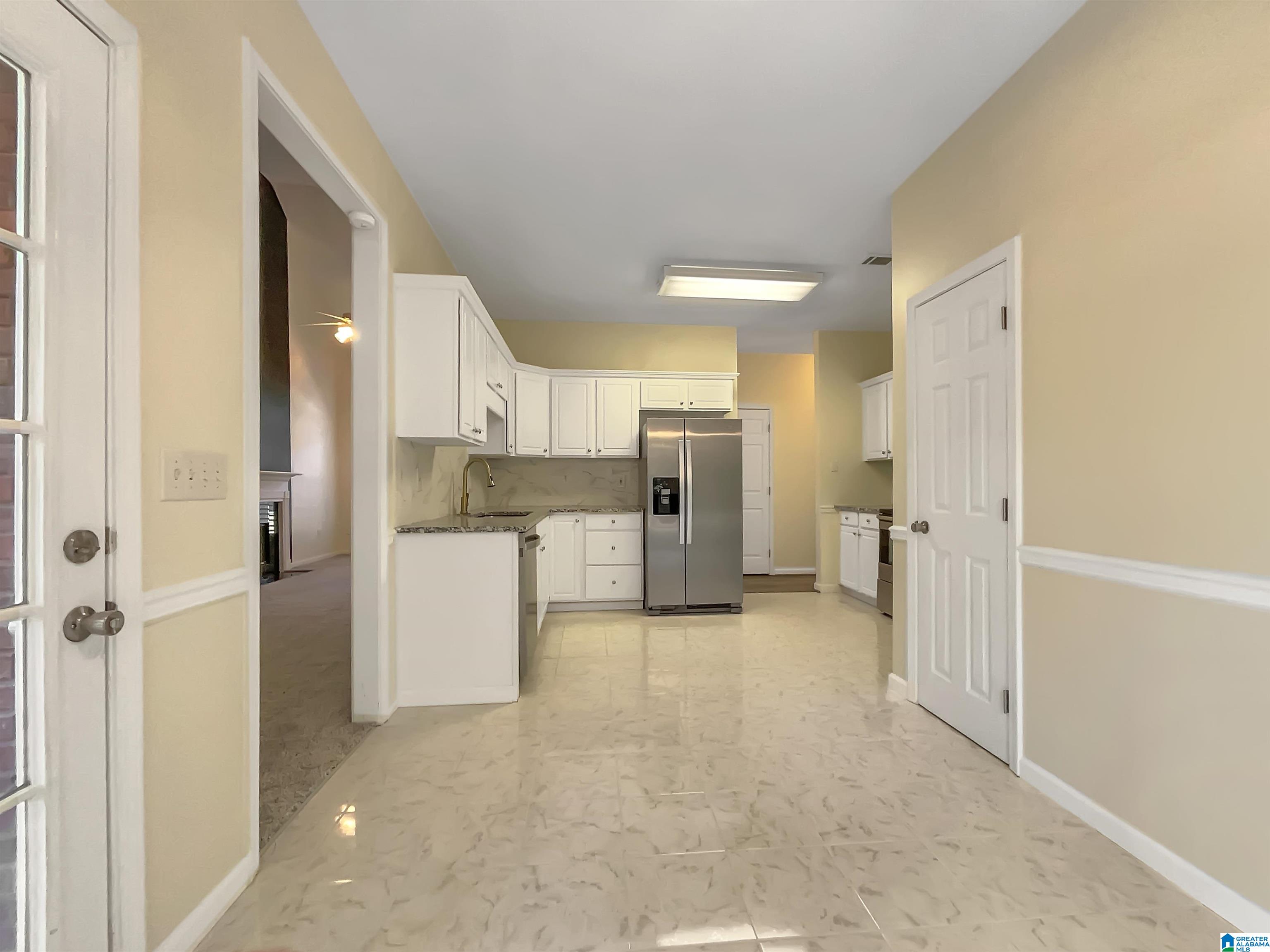 400 Wynlake Lane Alabaster, AL 35007 - Photo 11 of 20