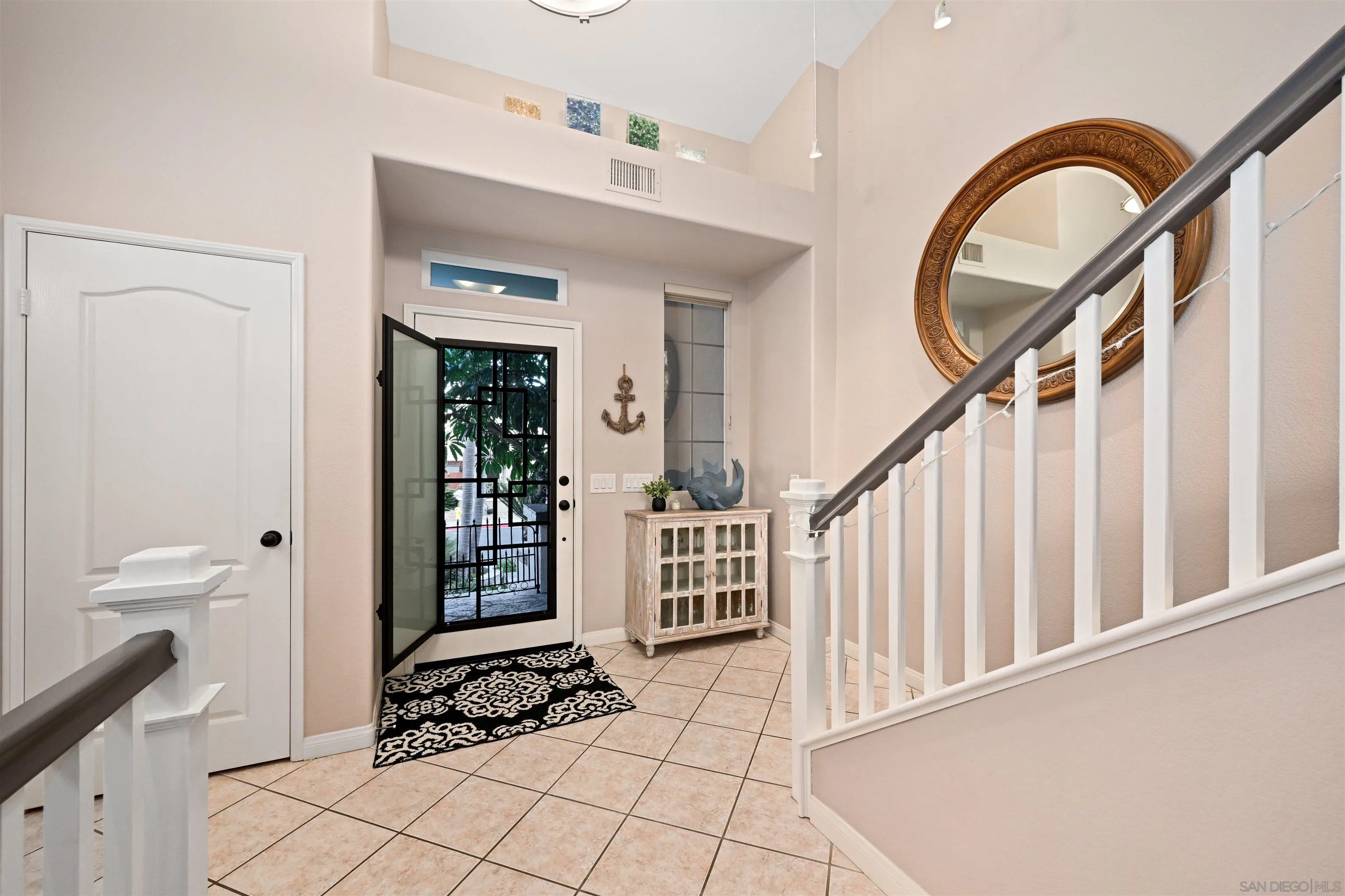 6415 Ruby Way Carlsbad, CA 92011 - Photo 5 of 42