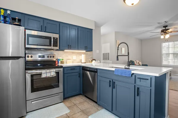 $90,000 | 2521 Pearl Street, Unit 102, Nacogdoches, TX 75965