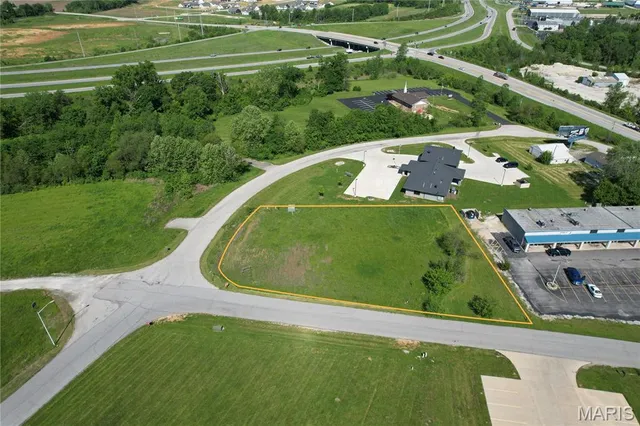 $199,000 | 191 Gracie Lane, Moscow Mills, MO 63362