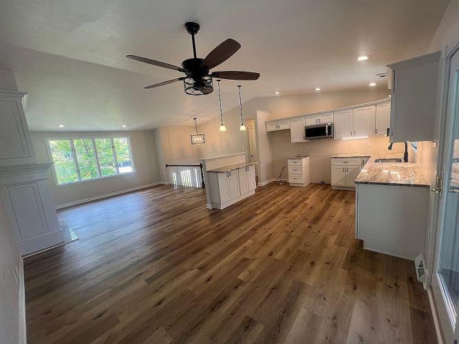 65 Windcrest Drive Cecil, PA 15321 - Photo 14 of 47