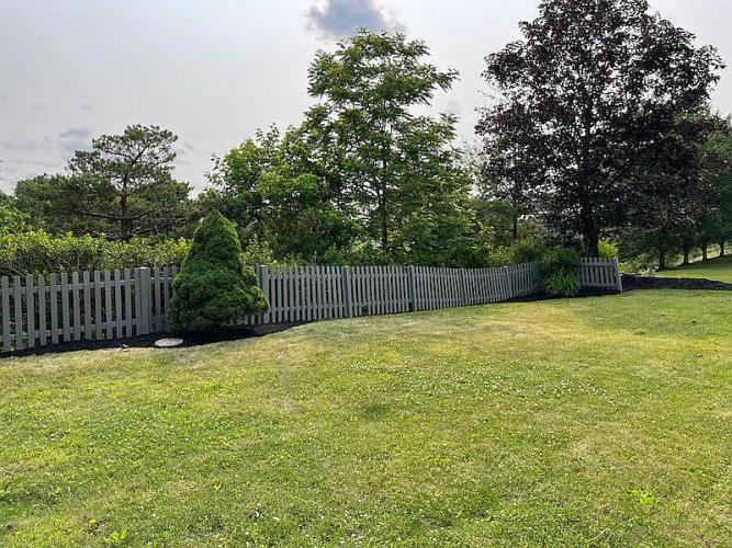 65 Windcrest Drive Cecil, PA 15321 - Photo 5 of 47