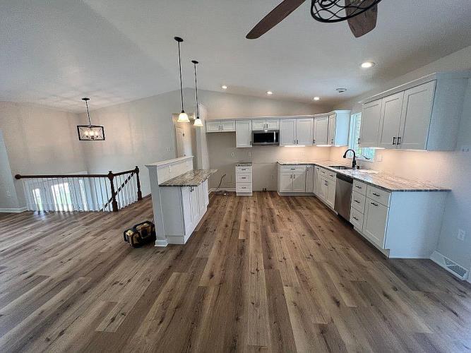 65 Windcrest Drive Cecil, PA 15321 - Photo 8 of 47