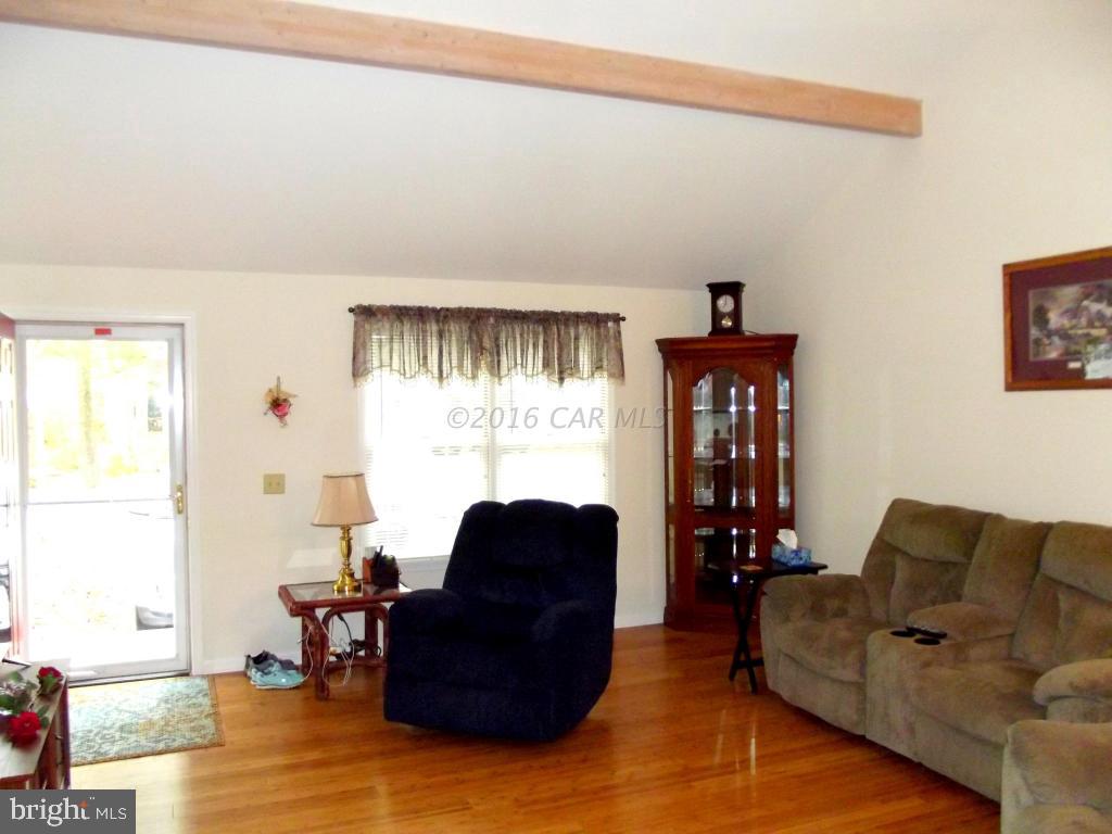 47 Pinehurst Road Berlin, MD 21811 - Photo 3 of 25