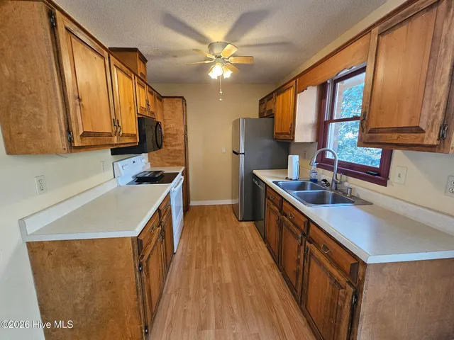 $325,000 | 314 Golden Road, Wilmington, NC 28409