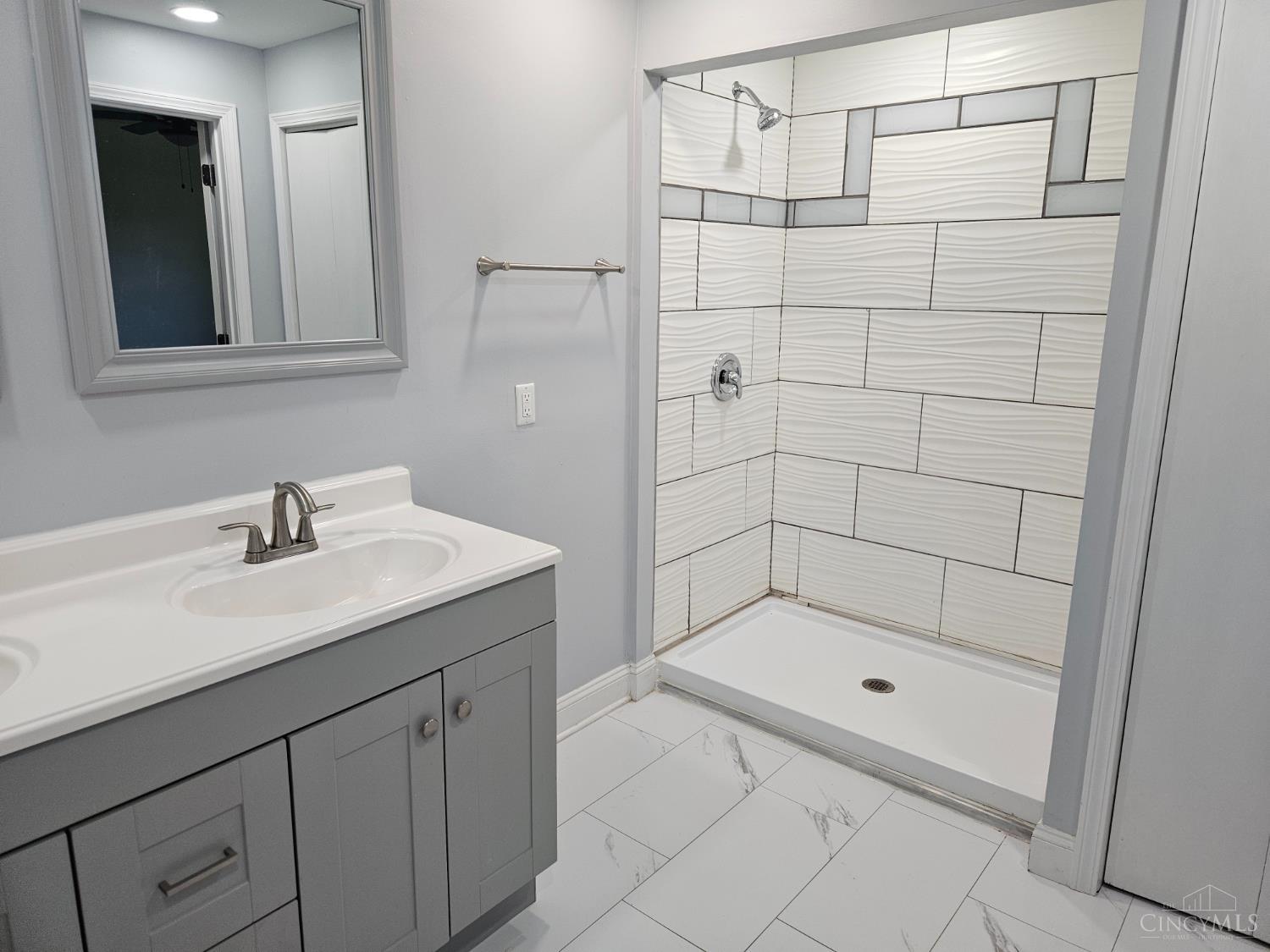 579 West Kemper Road Springdale, OH 45246 - Photo 13 of 18 Gallery Image 13