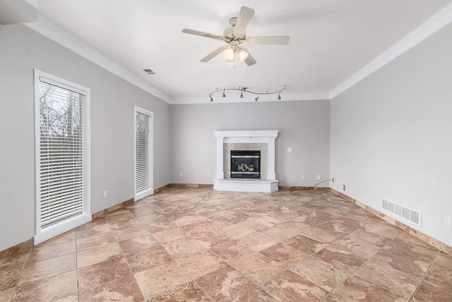 $435,000 | 11911 North Charlotte Street, Kansas City, MO 64155