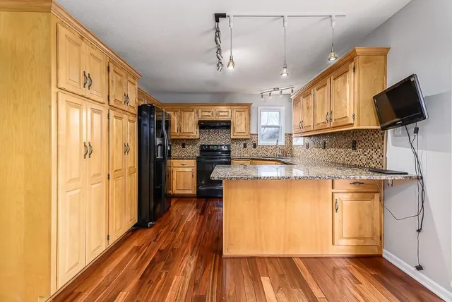 $435,000 | 11911 North Charlotte Street, Kansas City, MO 64155