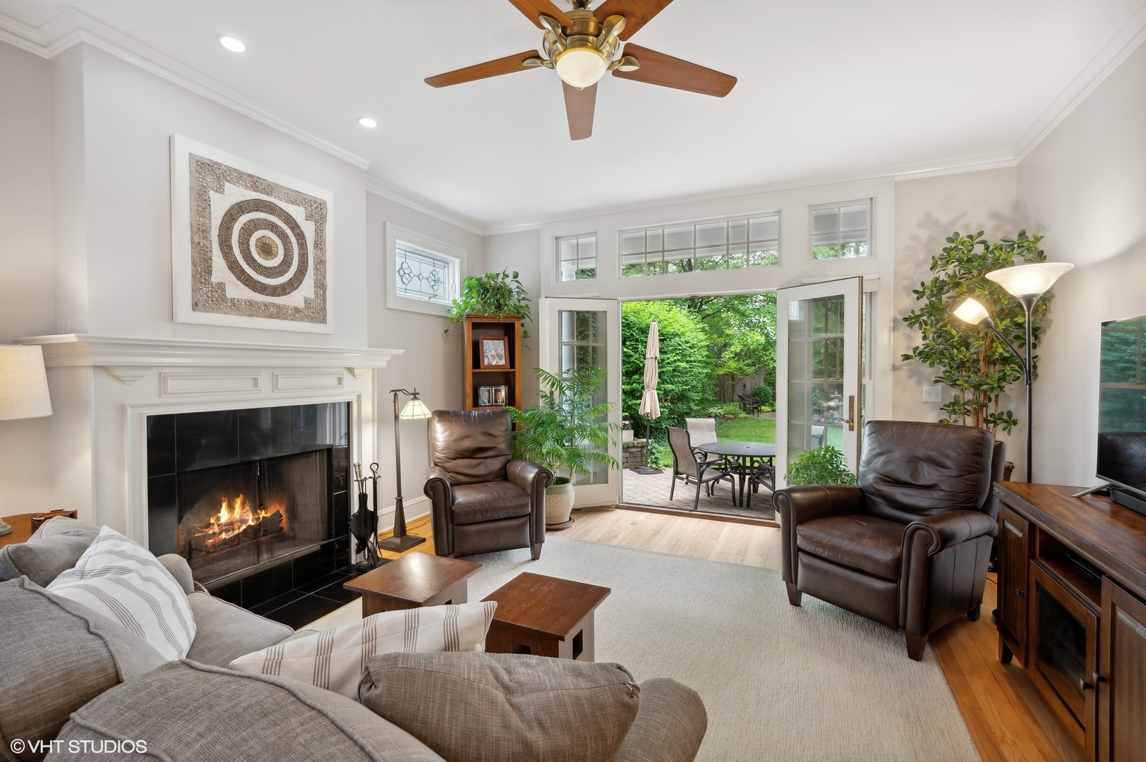 315 16th Street Wilmette, IL 60091 - Photo 10 of 31 a living room with furniture and a fireplace