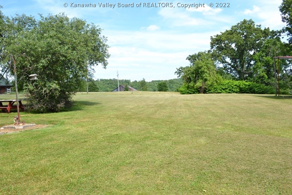 1790 Scott Ridge Road Liberty, WV 25124 - Photo 8 of 22 Gallery Image 8