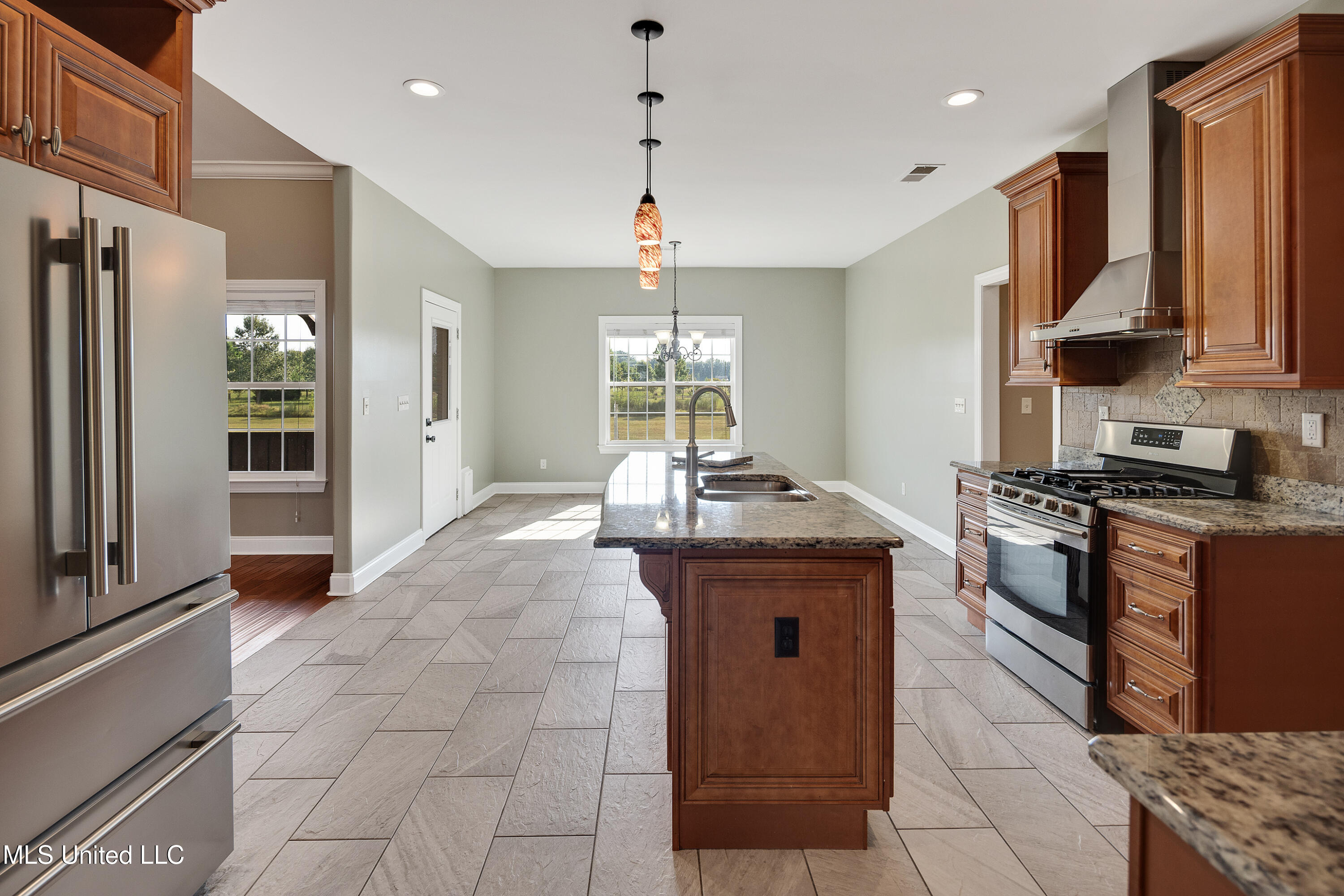 1778 Sunset Farms Drive Hernando, MS 38632 - Photo 17 of 64 *