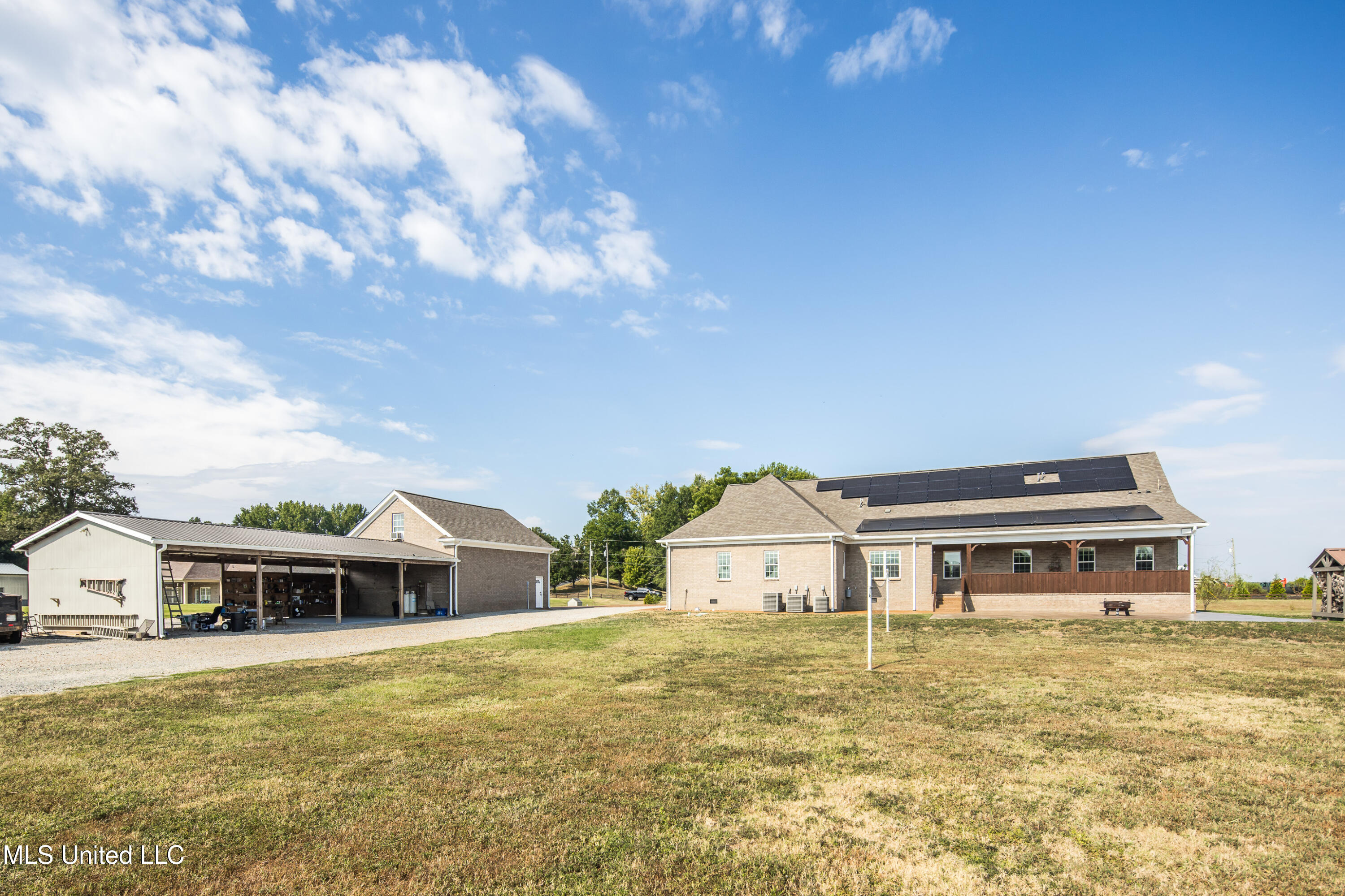 1778 Sunset Farms Drive Hernando, MS 38632 - Photo 46 of 64 Back view
