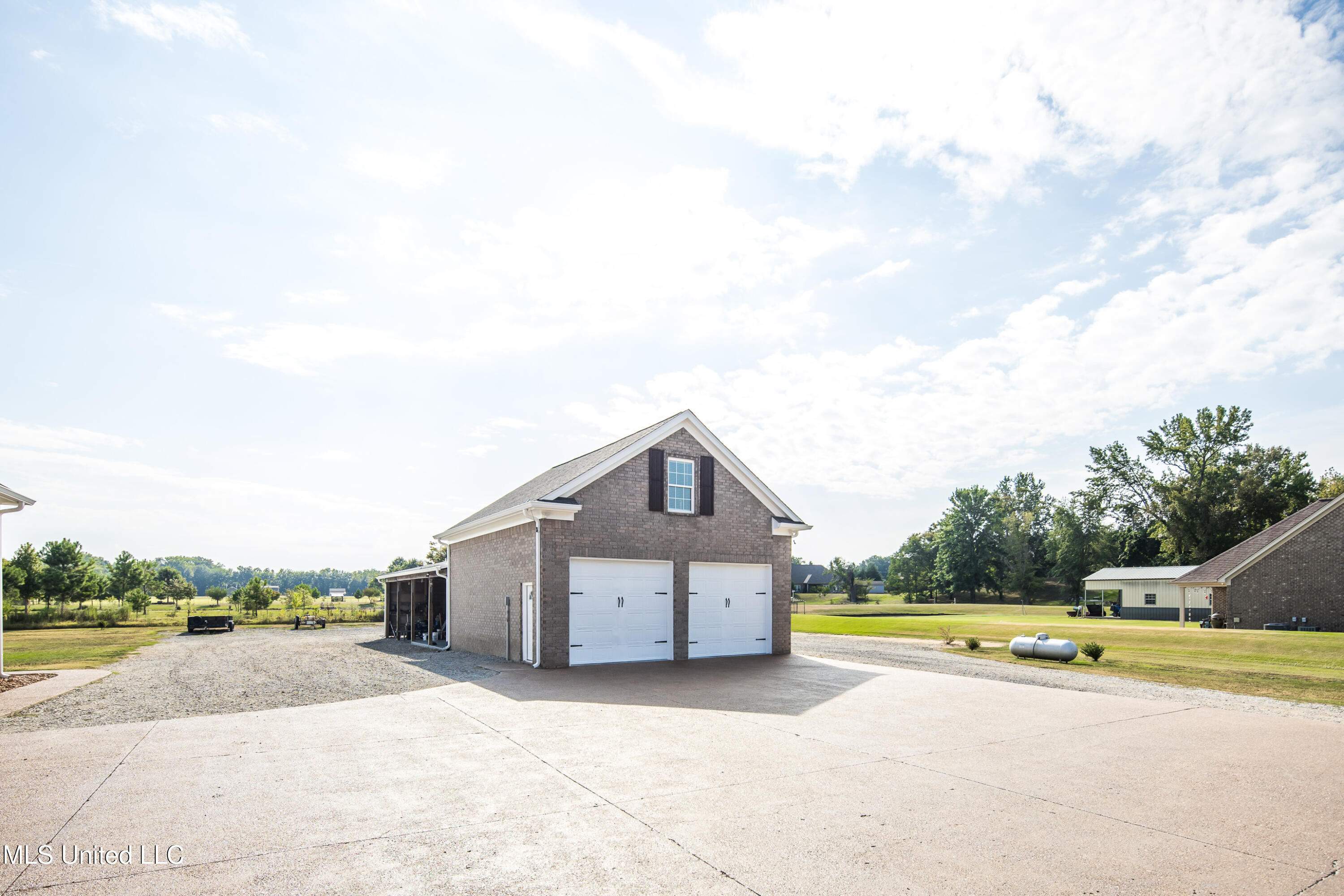 1778 Sunset Farms Drive Hernando, MS 38632 - Photo 51 of 64 Detached garage w/upstairs room & bath