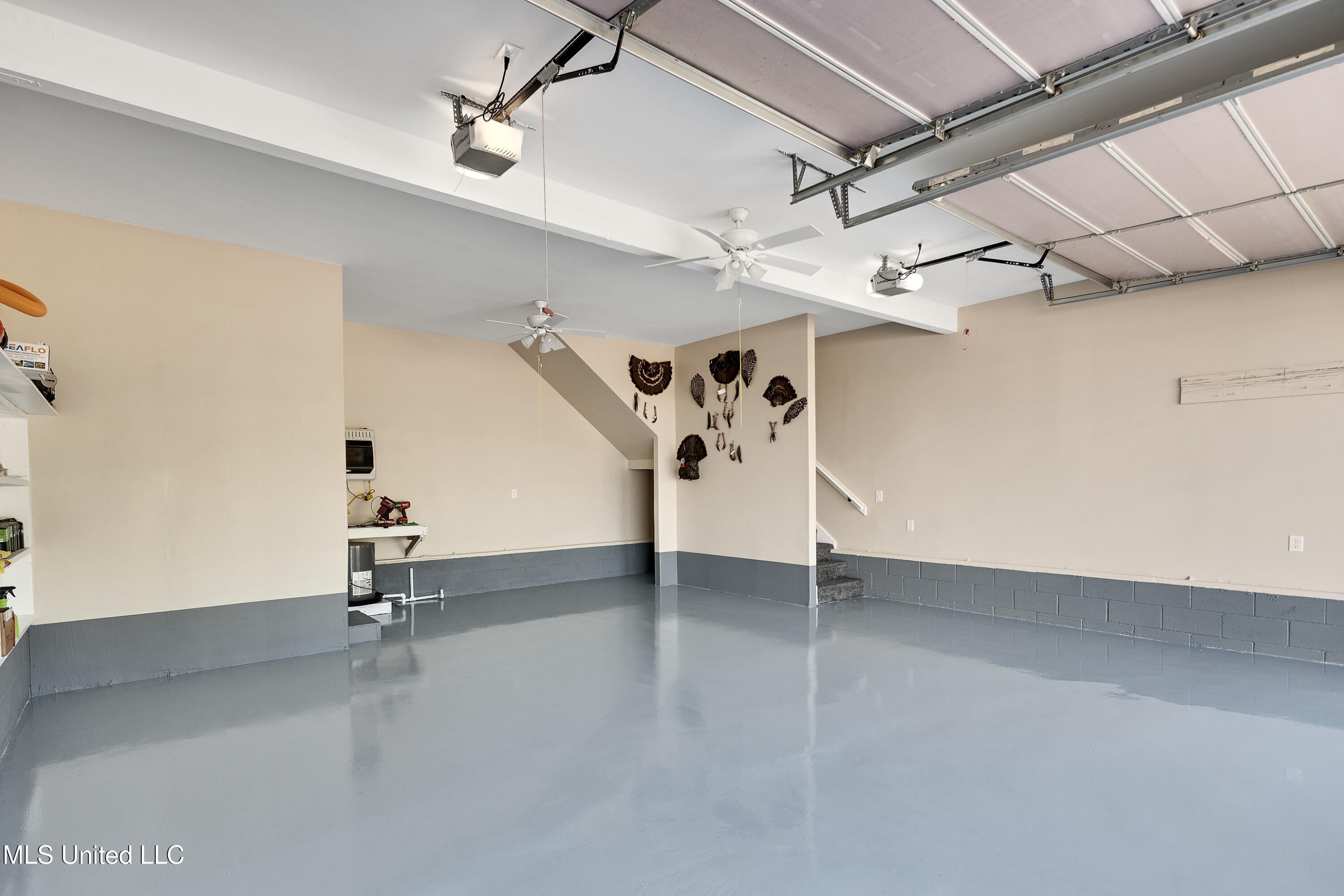 1778 Sunset Farms Drive Hernando, MS 38632 - Photo 52 of 64 Interior detached garage