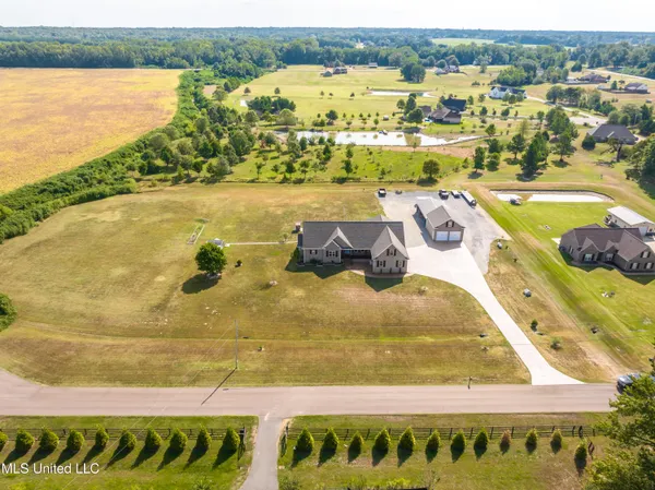 $899,990 | 1778 Sunset Farms Drive, Hernando, MS 38632
