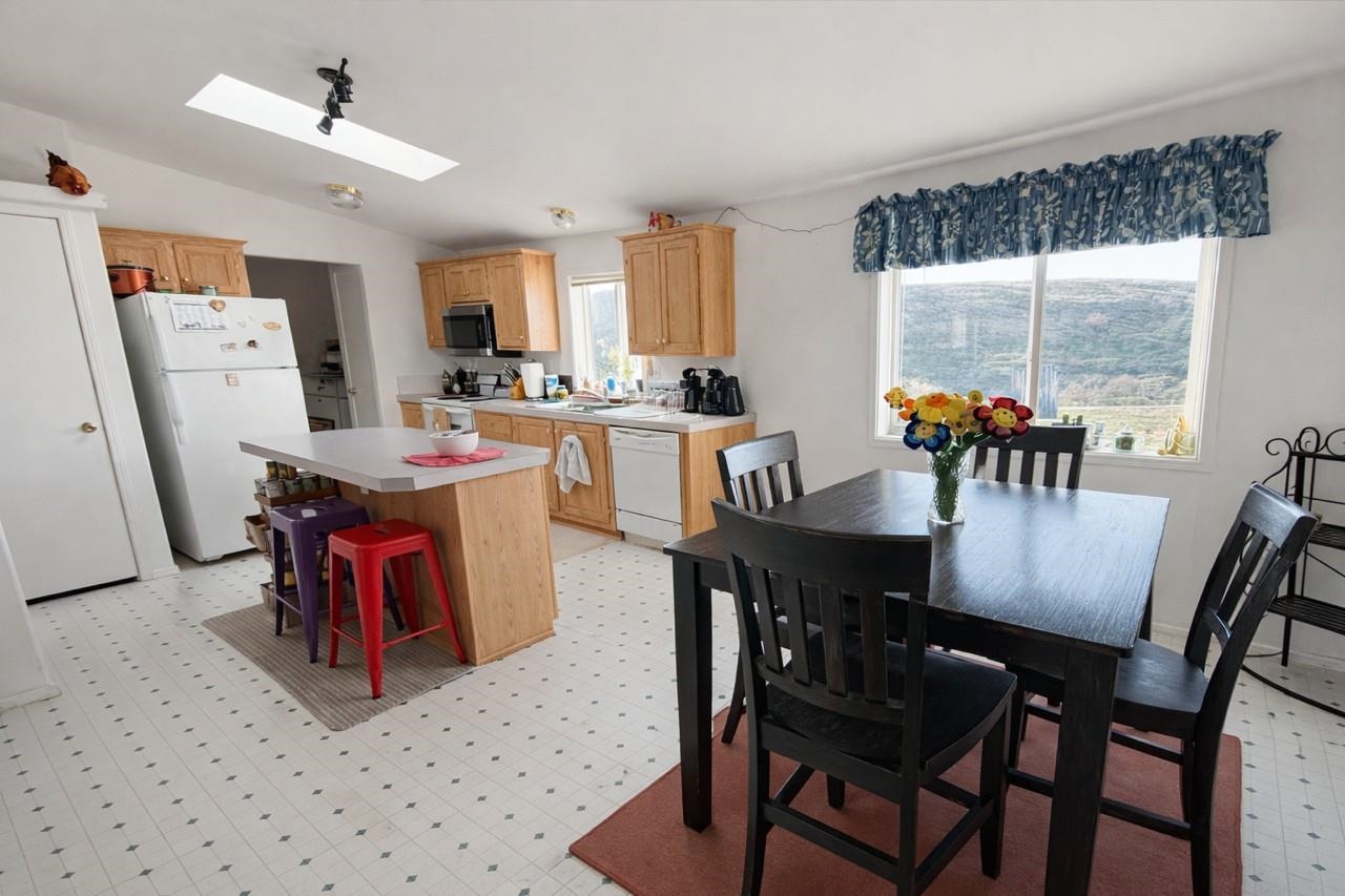 81 Morrow Street Endicott, WA 99125 - Photo 9 of 31