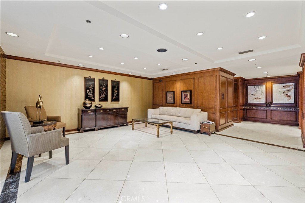 222 Monterey Road, Unit 1402 Glendale, CA 91206 - Photo 12 of 51