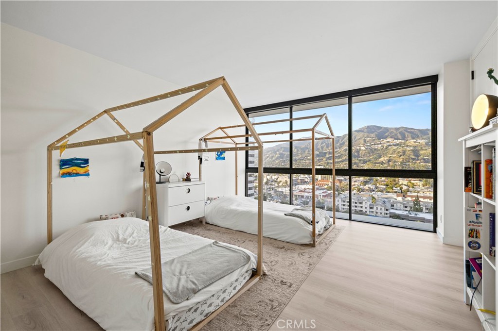 222 Monterey Road, Unit 1402 Glendale, CA 91206 - Photo 32 of 51