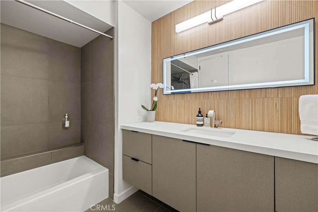 222 Monterey Road, Unit 1402 Glendale, CA 91206 - Photo 36 of 51