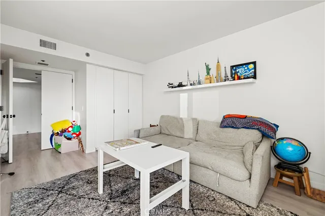 $1,395,000 | 222 Monterey Road, Unit 1402, Glendale, CA 91206