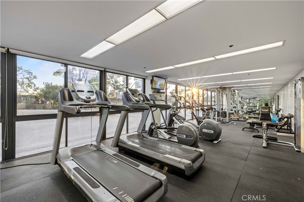 222 Monterey Road, Unit 1402 Glendale, CA 91206 - Photo 47 of 51