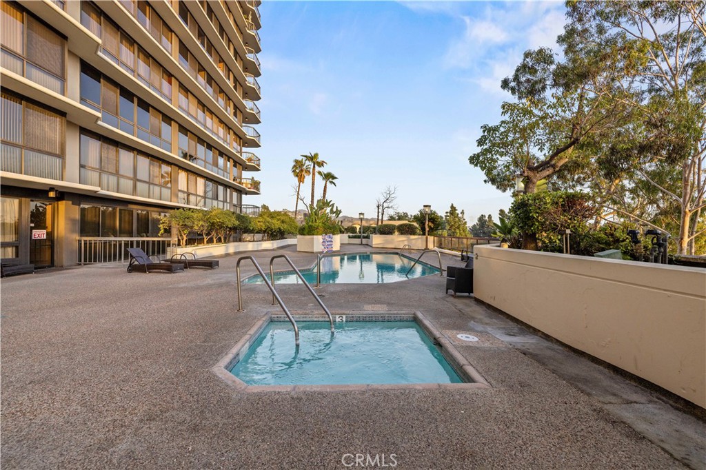 222 Monterey Road, Unit 1402 Glendale, CA 91206 - Photo 49 of 51