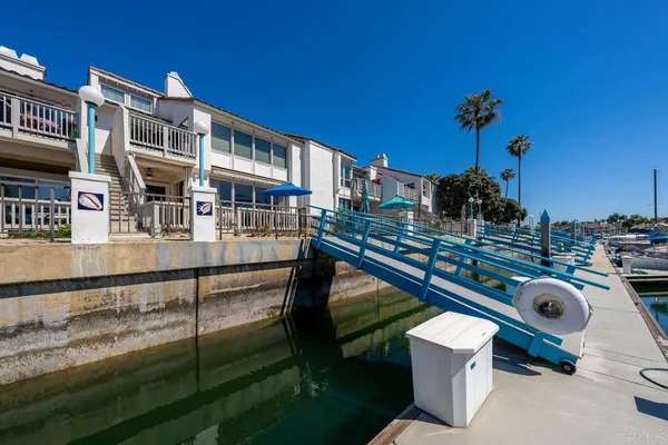 $1,660,000 | 85 Kingston Court South, Coronado, CA 92118