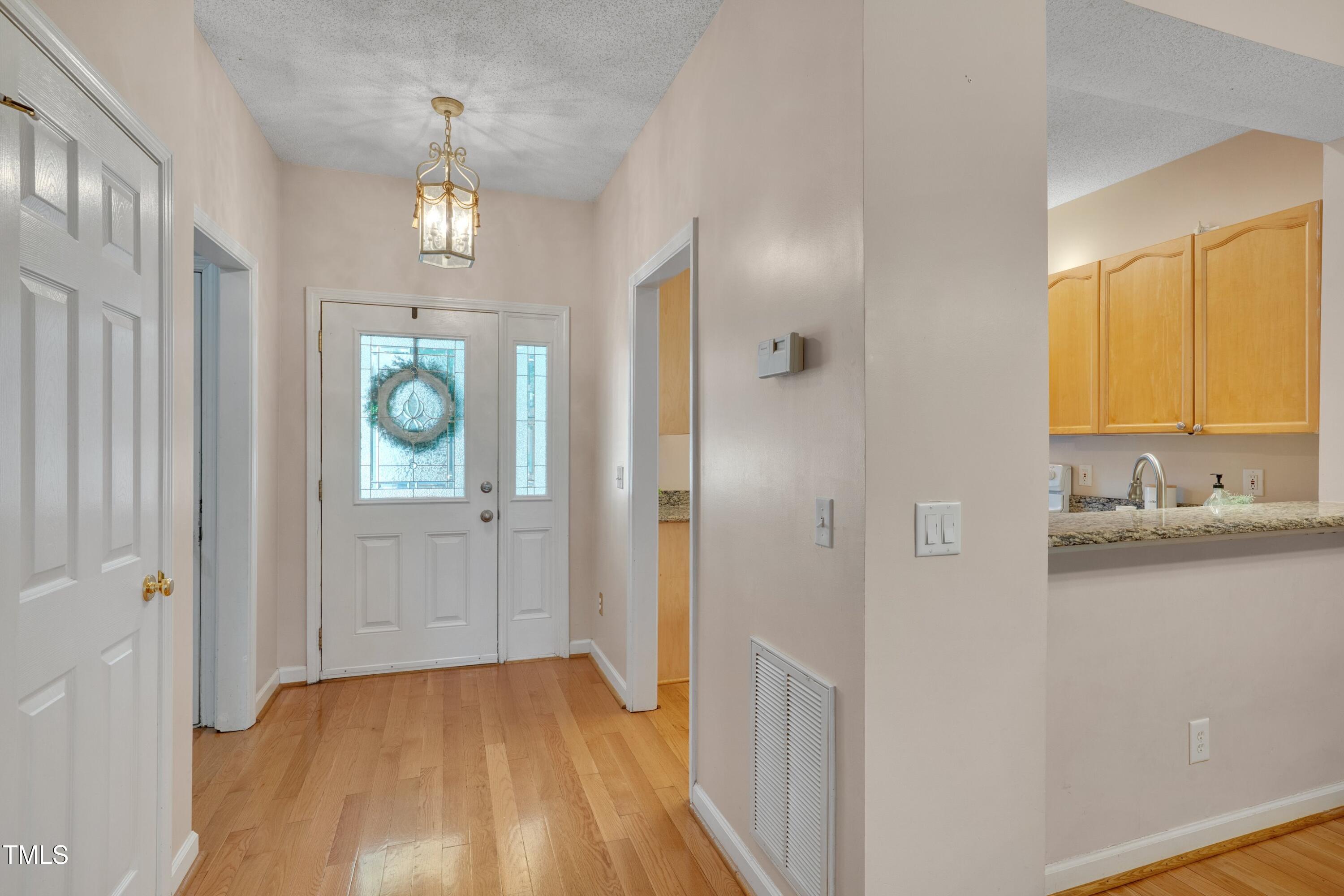 7705 Astoria Place Raleigh, NC 27612 - Photo 5 of 34 05-7705 Astoria Place -5