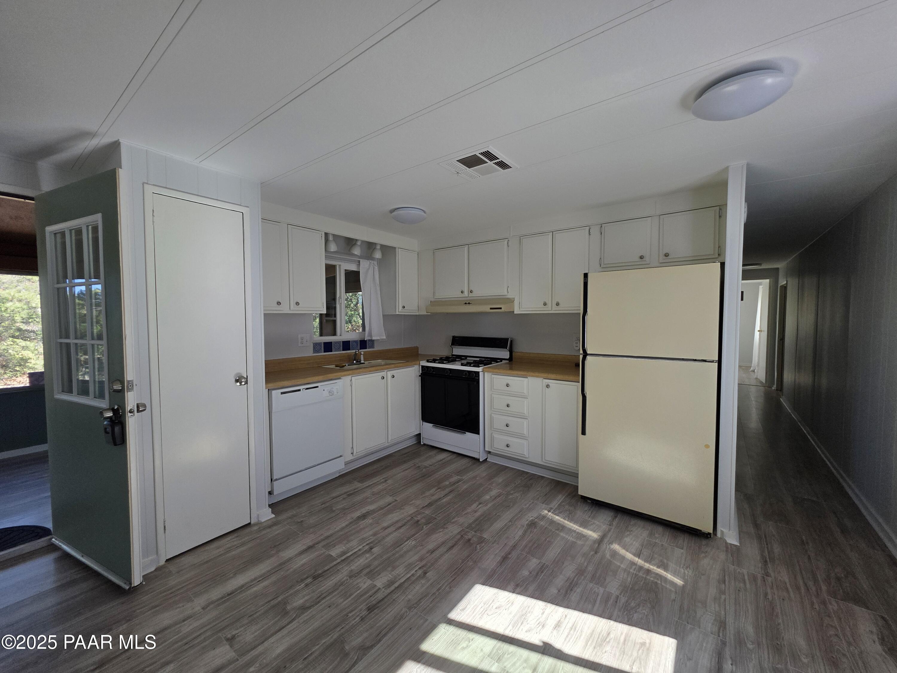 186 Oxbow Street Prescott, AZ 86305 - Photo 21 of 51 20250624_155936