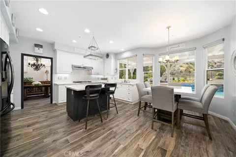 $2,195,000 | 5919 County Oak Road, Woodland Hills, CA 91367