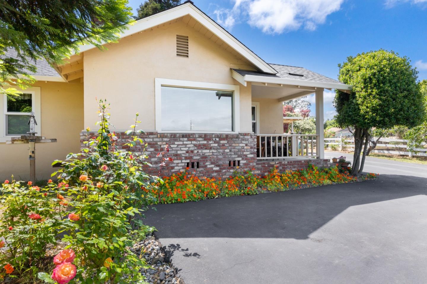 875 Amesti Road Watsonville, CA 95076 - Photo 3 of 52 front view of a house with a yard